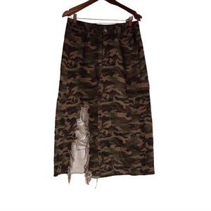 Extra Large Army Print Fringed in Front Long Skirt
